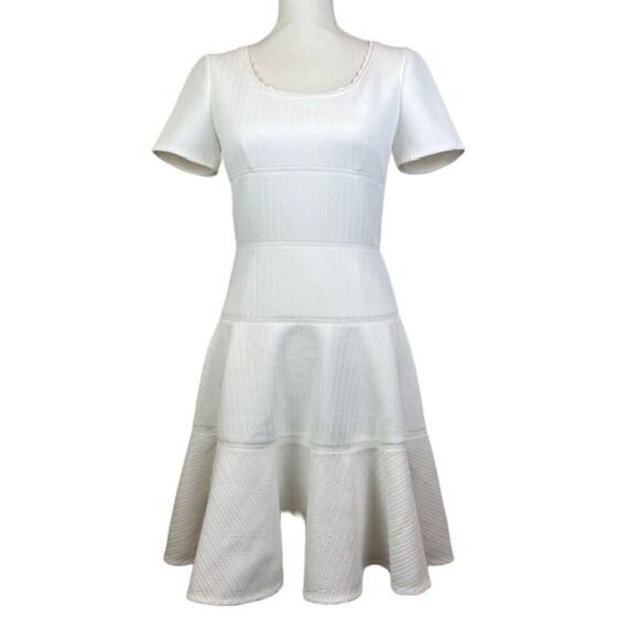 Rebecca Taylor Stretch Texture Scalloped Scoop Neck Dress White Tiered Size 2 - Picture 2 of 14